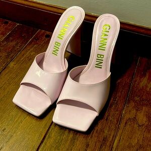 Gianni bini Pale Pink Mules
